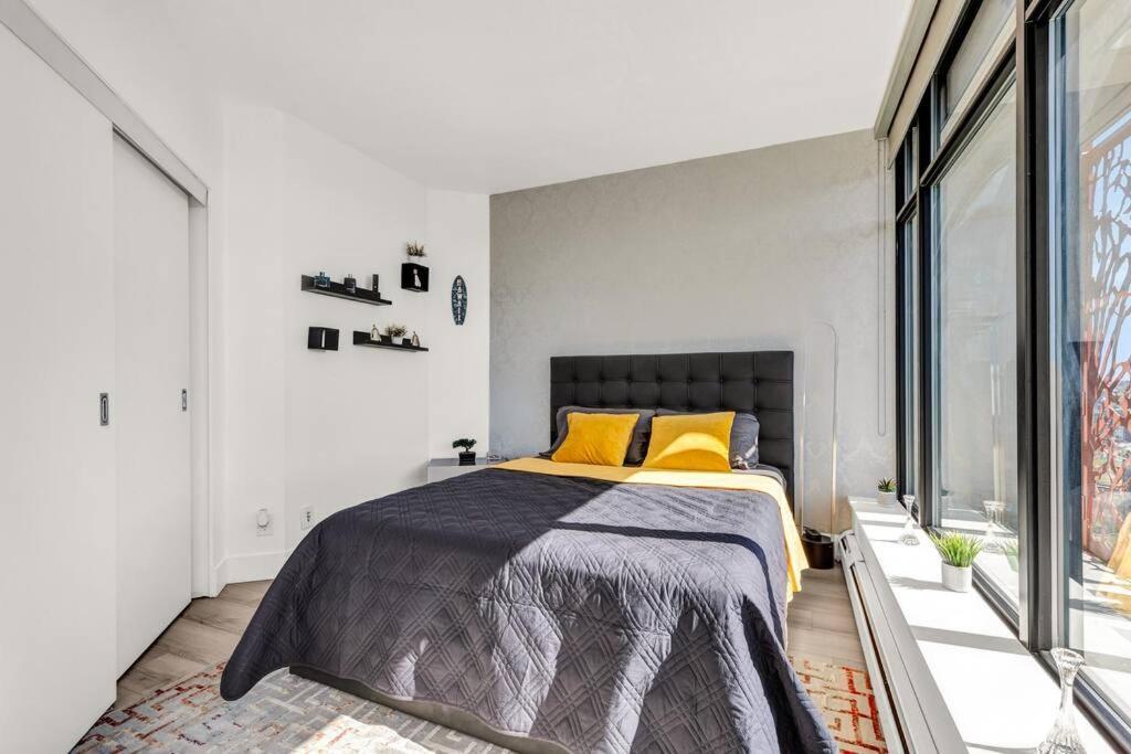 Central Luxury Apartment With Best City Views! Ванкувър Екстериор снимка