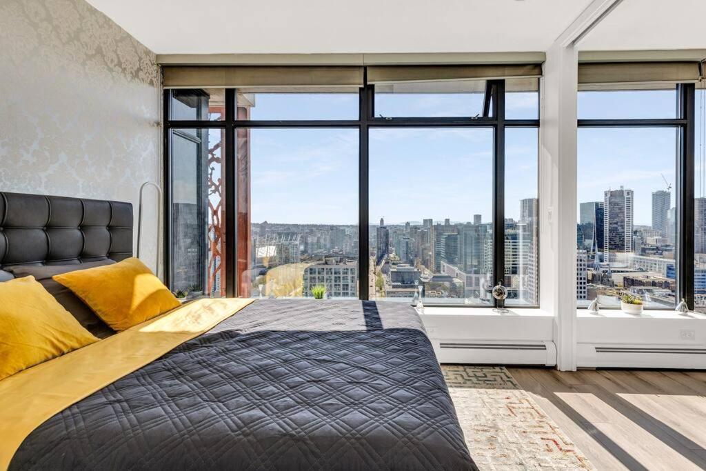 Central Luxury Apartment With Best City Views! Ванкувър Екстериор снимка
